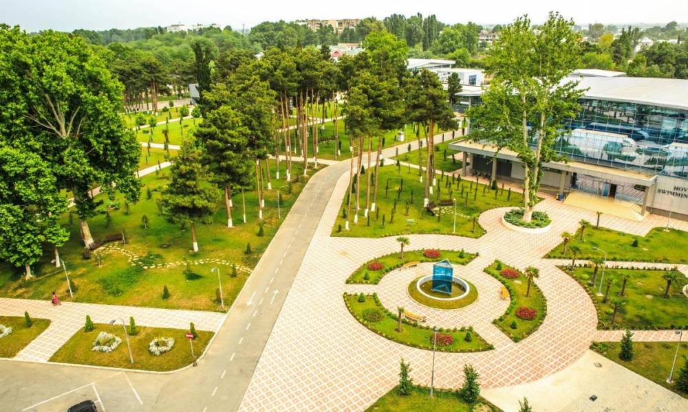 Kur Hotel Mingechevir area. Garden