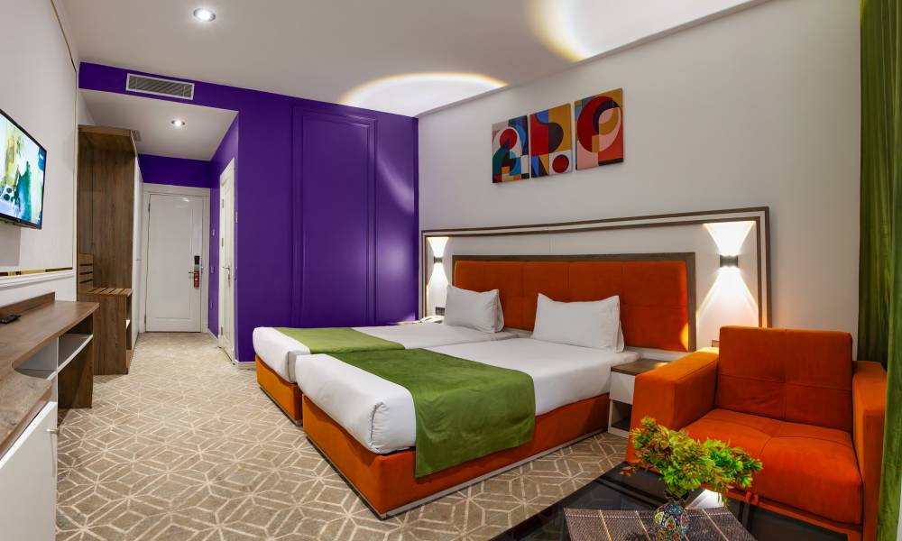 Experience pure comfort and luxury at Alba Hotel Spa. Our hotel rooms offer you everything you need to enjoy your stay.