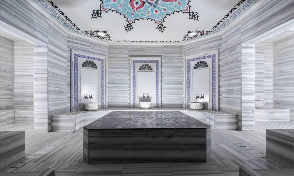 Qaşaltı Health Hotel Naftalan-ın sakitliyini hiss edin. Bizim interyerlərimiz həqiqətən cavanlaşdıran bir istirahət üçün rahatlıq və zərifliyi birləşdirir.