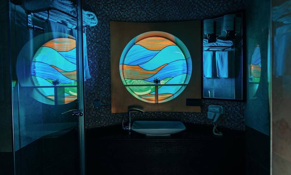 Bayil Breeze Hotel & Restaurant