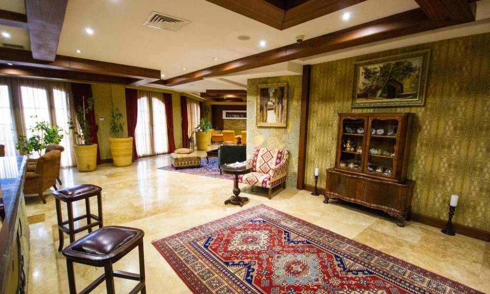 Sapphire Marine Hotel