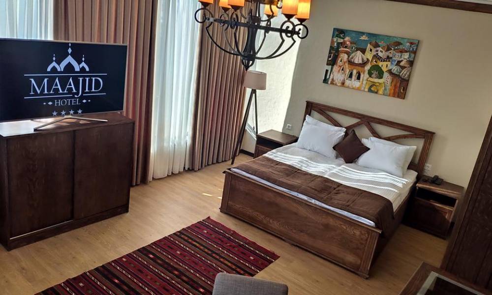 Maajid hotel