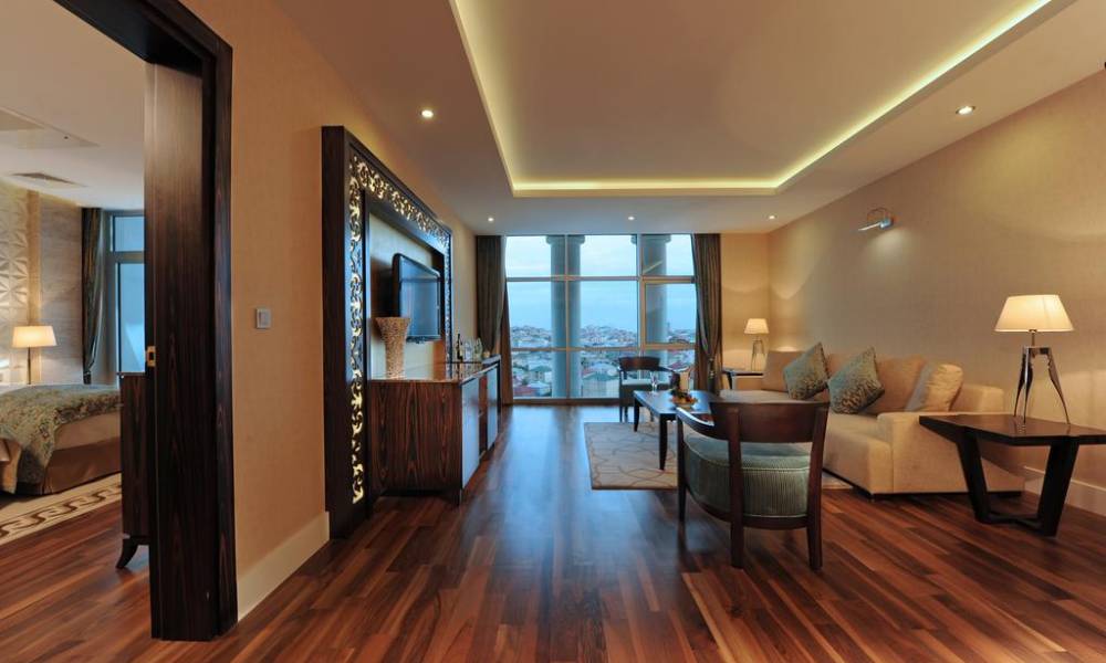 BADAMDAR OTEL VƏ REZİDENTLƏR