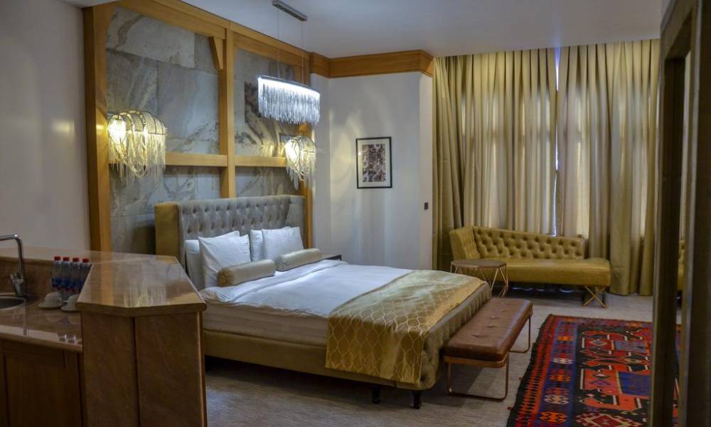 Shirvanshah hotel