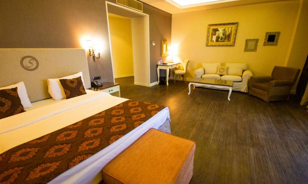 Sapphire Marine Hotel