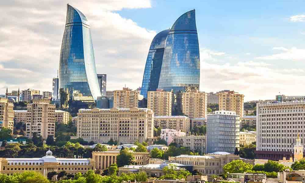 Novruz Azərbaycan turumuzda qədim möcüzələri kəşf edin! Nəfəs kəsən görməli yerləri və tarixi yerləri araşdırın.