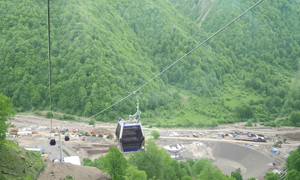 Birlikdə unudulmaz xatirələr yaradın! 7 günlük Qəbələ turumuzda yoldaşlarımızla gülüş və kəşf.