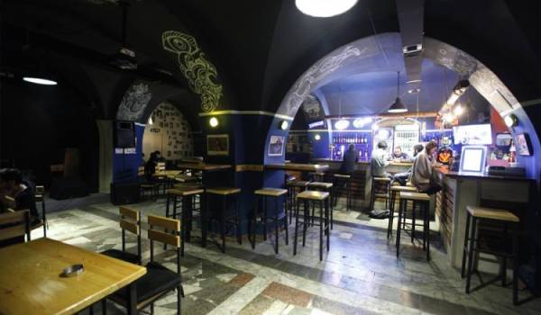 Crazy Beer set! - Picture of Pivnaya Apteka, Baku - Tripadvisor