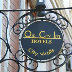 City Walls Otel loqo