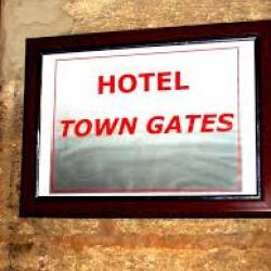 Town Qates Otel loqo