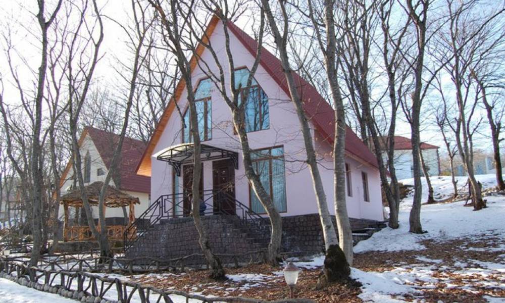 Gusar Olympic Hotel and Cottages