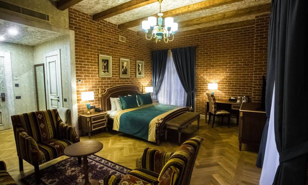 Sapphire Bayil Hotel