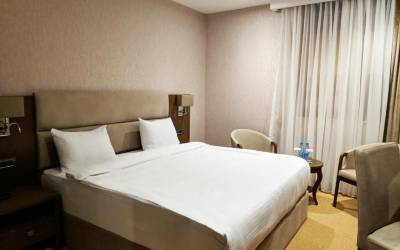 Diamond  Otel, Mənzərəsi olmayan standart iki nəfərlik otaq-1 ikinəfərlik və ya iki tək çaryayı ilə