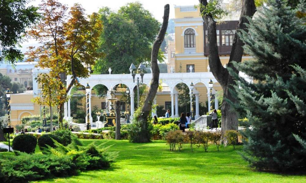 Azərbaycanı kəşf edin: 4 gün mədəniyyət, tarix və təbiət möcüzələri