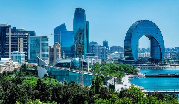 Baku Discovery: A 4-Day Cultural Journey Through History and Modern Wonders